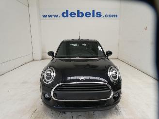 krockskadad bil auto Mini One  2020/6