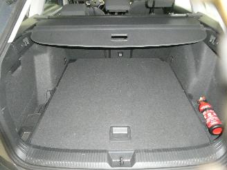 Volkswagen Golf VARIANT LIFE picture 24