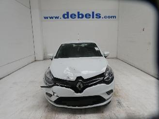 skadebil auto Renault Clio ZEN ENERGY TCE 2019/5