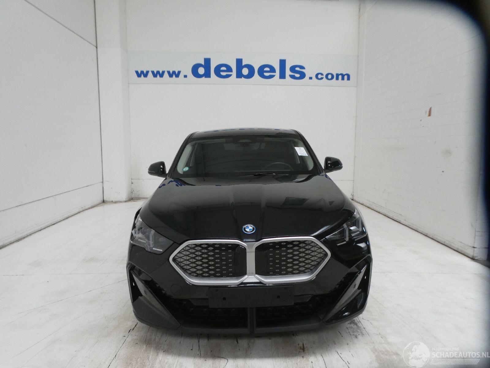 BMW iX2 EDRIVE 20