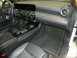 Mercedes Cla-klasse 180 D picture 11