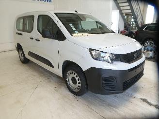 Peugeot Partner 1.5BHDI L2 picture 12