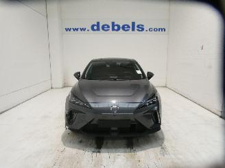 krockskadad bil auto MG MG4 URBAN ESSENCE 2026/6