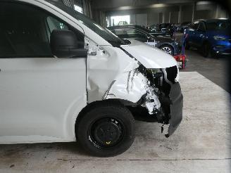 Volkswagen Transporter 2.D picture 10