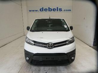 Schadeauto Toyota ProAce 1.5D MWB ACTIVE 2021/8