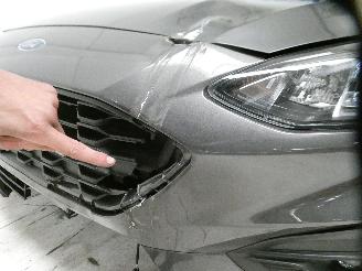 Ford Focus 1.5D ST-LINE X picture 7