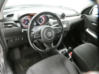 Suzuki Swift  picture 17