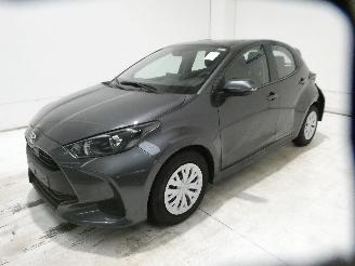 Toyota Yaris  picture 3