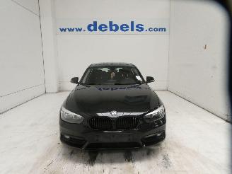 Schadeauto BMW 1-serie 116D 2017/12
