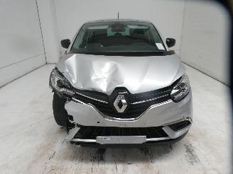 Renault Scenic TCE 140 EDC CORP picture 2