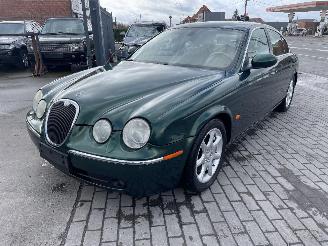 uszkodzony samochody osobowe Jaguar S-type 2.7D V6 2004/3