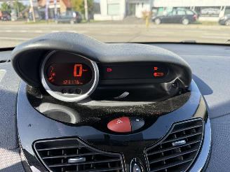 Renault Twingo 20TH ANNIVERS picture 19
