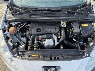 Peugeot 308 CABRIOLET picture 15