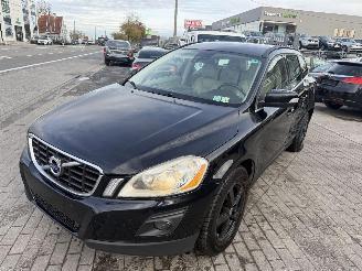 Volvo Xc-60 MOMENTUM picture 5