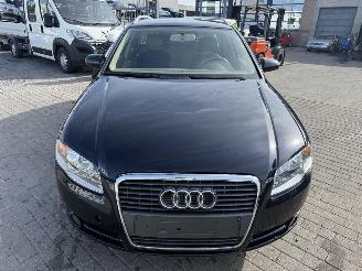 Audi A4  picture 8