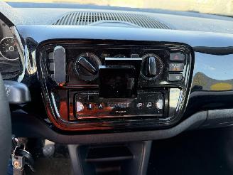 Volkswagen Up! 1.0I picture 7