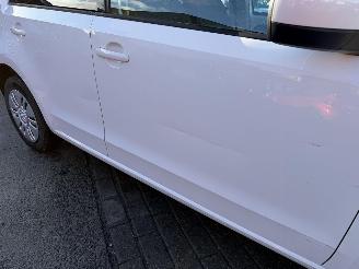 Volkswagen Up! 1.0I picture 13