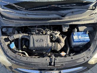 Hyundai I-10 LOUNGE picture 7