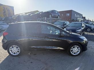 Ford Fiesta 1.0I picture 2