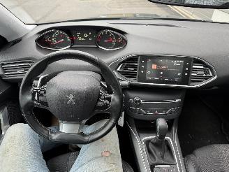 Peugeot 308 1.5 HDI AUTOMATIC picture 21