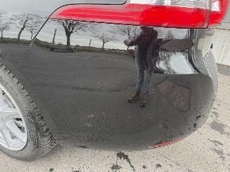 Peugeot 308 1.5 HDI AUTOMATIC picture 13