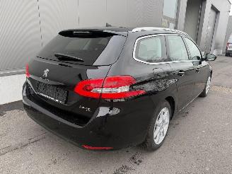 Peugeot 308 1.5 HDI AUTOMATIC picture 10