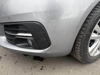 Peugeot 308 1.5 HDI picture 14