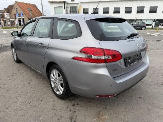 Peugeot 308 1.2 ACTIVE picture 10