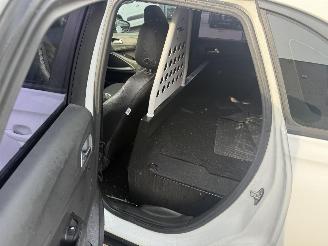 Opel Crossland 1.5 TD ECOTEC 2-SEAT picture 13