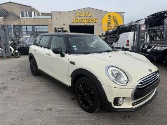 Schadeauto Mini Clubman 1.5I 100 KW 2017/3