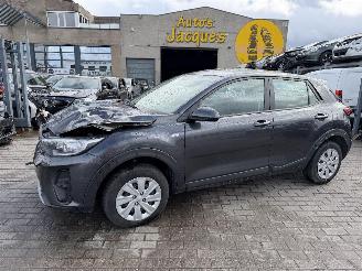 Unfallwagen Kia Stonic EASY 2018/6