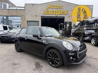 skadebil auto Mini One 1.2I 2018/3