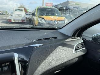 Peugeot 208 ALLURE picture 7