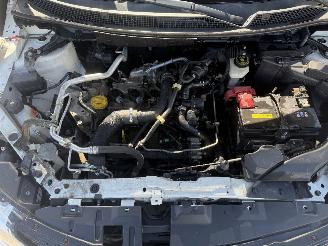 Nissan Qashqai 1.2 DIG-T TEKNA picture 16