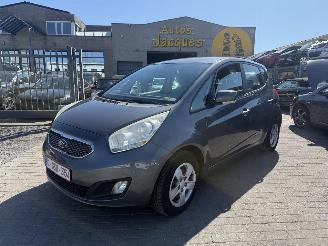 uszkodzony samochody osobowe Kia Venga 1.4 CRDI FUSION 2010/2