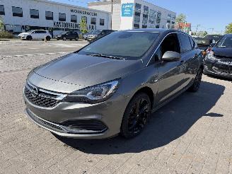 Opel Astra OPC LINE picture 2