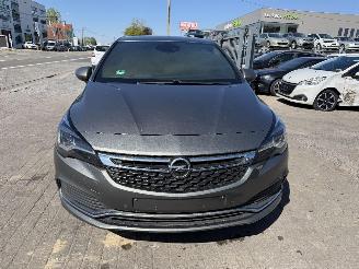 Opel Astra OPC LINE picture 3