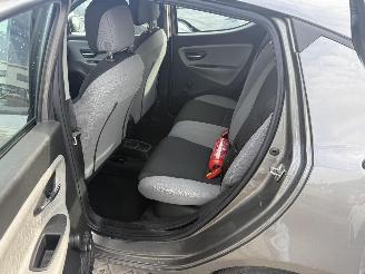 Lancia Ypsilon 1.2I  SILVER picture 16