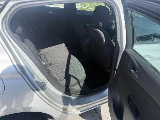 Opel Astra 1.0I COMFORT picture 22