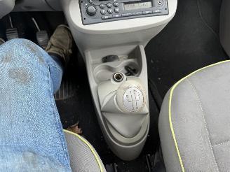 Renault Twingo 1.2I EXPRESSION picture 20