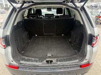Land Rover Discovery Sport 2.0 TD4 HSE picture 16
