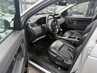 Land Rover Discovery Sport 2.0 TD4 HSE picture 6