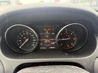 Land Rover Discovery Sport 2.0 TD4 HSE picture 18