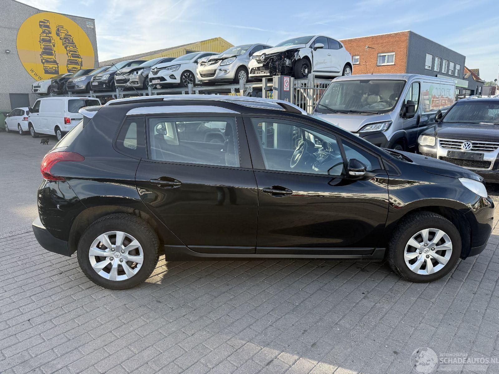 Peugeot 2008 1.2 PURETEC