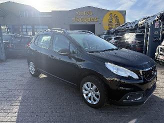Schadeauto Peugeot 2008 1.2 PURETEC 2016/6