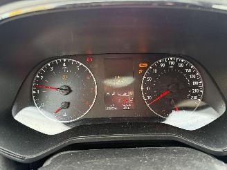 Renault Clio PAS POUR LA FRANCE picture 18