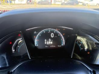 Honda Civic 1.0 I-VTEC picture 22