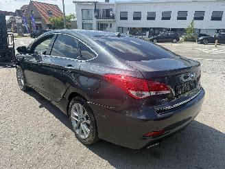 Hyundai I-40 1.7 CRDI STYLE picture 11