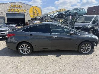 Hyundai I-40 1.7 CRDI STYLE picture 8
