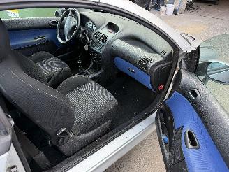 Peugeot 206 1.6 CABRIOLET picture 14